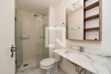 Banheiro da Suíte de apartamento à venda com 2 quartos, 60m² em São Sebastião, Porto Alegre