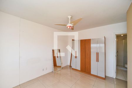 Suíte de apartamento à venda com 2 quartos, 60m² em São Sebastião, Porto Alegre