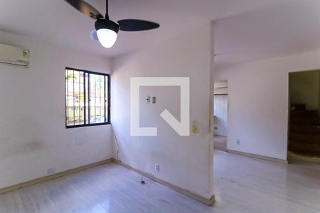 Sala de apartamento para alugar com 2 quartos, 61m² em Inhaúma, Rio de Janeiro