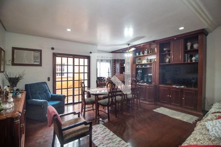 Sala de casa à venda com 4 quartos, 375m² em São José, Porto Alegre