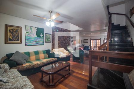 Sala de casa à venda com 4 quartos, 375m² em São José, Porto Alegre