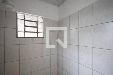 Banheiro de casa para alugar com 2 quartos, 550m² em Vila Ede, São Paulo