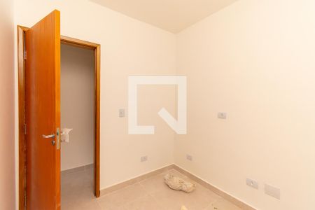 Quarto 1 de apartamento para alugar com 2 quartos, 41m² em Vila Santa Clara, São Paulo