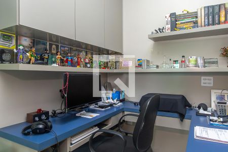 Escritório de casa à venda com 3 quartos, 157m² em Santa Amelia, Belo Horizonte