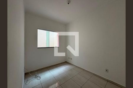 Quarto 1 de casa para alugar com 2 quartos, 80m² em Parque Gerassi, Santo André
