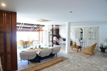 Sala de casa de condomínio à venda com 4 quartos, 461m² em Joá, Rio de Janeiro