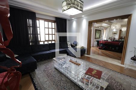 Sala de TV de apartamento à venda com 5 quartos, 440m² em Vila Bastos, Santo André
