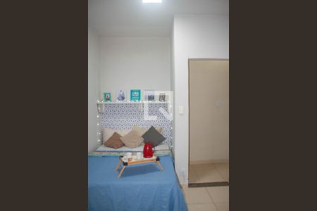 Quarto de casa para alugar com 1 quarto, 45m² em Comendador Soares, Nova Iguaçu