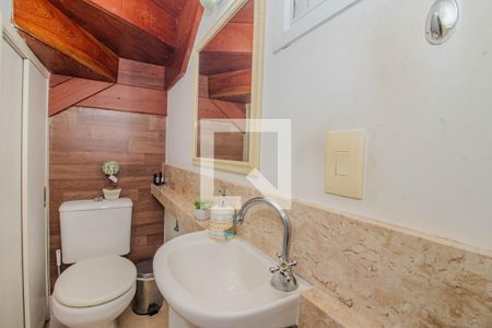 Lavabo de casa de condomínio à venda com 3 quartos, 150m² em São Sebastião, Porto Alegre