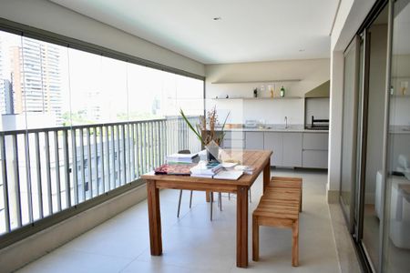 Sacada de apartamento à venda com 3 quartos, 158m² em Vila Clementino, São Paulo
