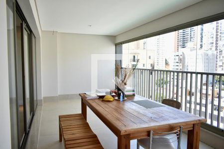 Sacada de apartamento à venda com 3 quartos, 158m² em Vila Clementino, São Paulo