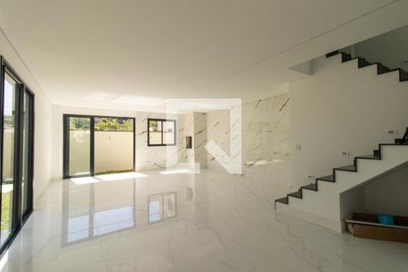 Sala/Cozinha de casa de condomínio para alugar com 3 quartos, 160m² em Santa Cândida, Curitiba