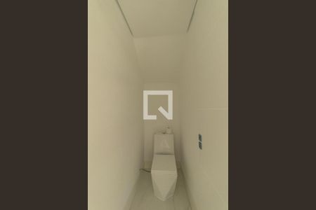 Lavabo de casa de condomínio para alugar com 3 quartos, 160m² em Santa Cândida, Curitiba