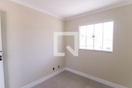 Quarto de apartamento para alugar com 2 quartos, 68m² em Pilares, Rio de Janeiro