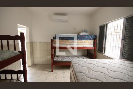 Quarto de casa para alugar com 1 quarto, 175m² em Nova Mirim, Praia Grande