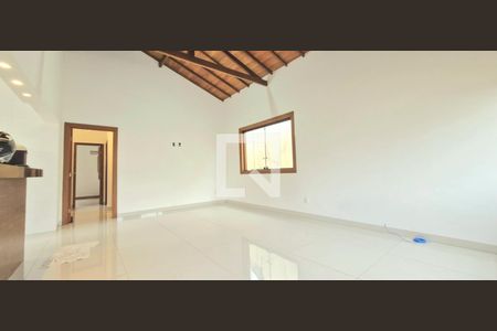 Sala 1 de casa para alugar com 3 quartos, 170m² em Várzea, Lagoa Santa