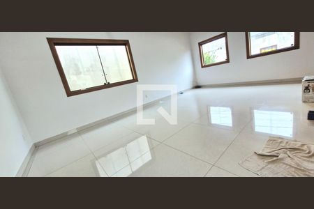 Sala 1 de casa para alugar com 3 quartos, 170m² em Várzea, Lagoa Santa