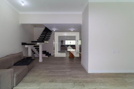 Sala de casa para alugar com 3 quartos, 220m² em Jardim Avelino, São Paulo