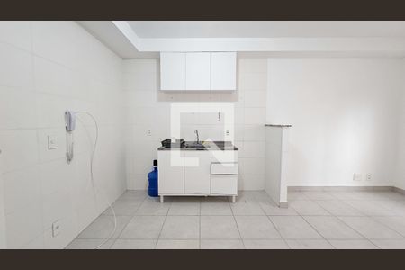 Sala/Cozinha de apartamento para alugar com 1 quarto, 33m² em Jardim Cidalia, São Paulo