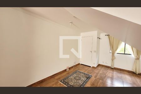 Sala de casa de condomínio à venda com 2 quartos, 75m² em Vila Costa E Silva, Campinas