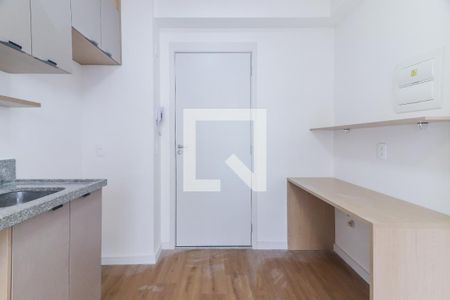 Sala/Cozinha de apartamento para alugar com 1 quarto, 25m² em Vila Butantã, São Paulo