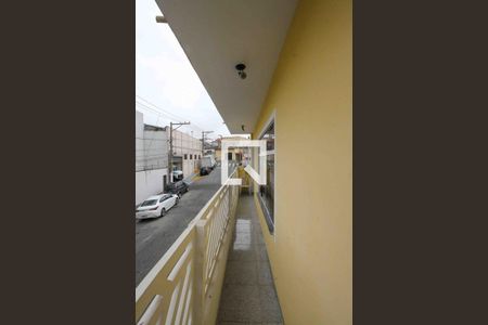 Varanda de casa à venda com 6 quartos, 200m² em Vila Divina Pastora, São Paulo