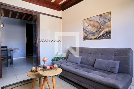 Sala de casa à venda com 4 quartos, 597m² em Pompéia, Belo Horizonte