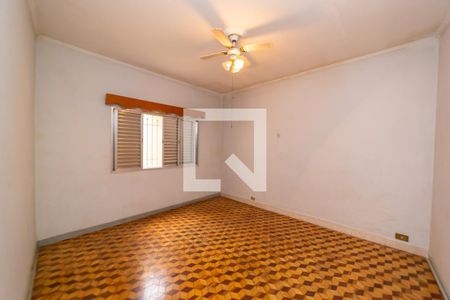 Quarto 2 de casa à venda com 3 quartos, 250m² em Vila Araguaia, São Paulo