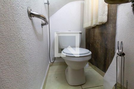 Lavabo de casa à venda com 3 quartos, 150m² em Vila Esperança, São Paulo