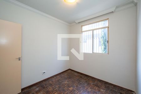 Quarto 1 de apartamento para alugar com 3 quartos, 74m² em Nova Suíça, Belo Horizonte