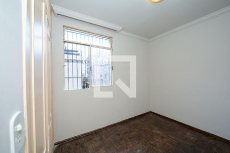Quarto 2 de apartamento para alugar com 3 quartos, 74m² em Nova Suíça, Belo Horizonte