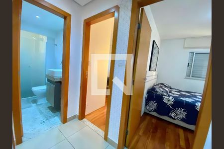 Corredor de apartamento para alugar com 3 quartos, 102m² em Castelo, Belo Horizonte