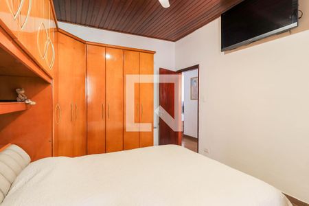 Suíte de casa à venda com 2 quartos, 250m² em Jardim Monte Azul, São Paulo