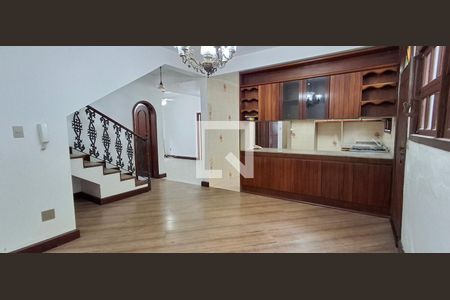 Sala 5 de casa para alugar com 5 quartos, 300m² em Jardim Atlântico, Florianópolis