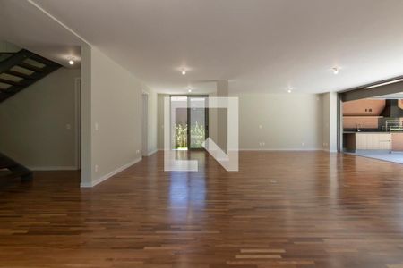 Foto 19 de casa à venda com 5 quartos, 370m² em Alto de Pinheiros, São Paulo