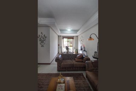 Sala de casa à venda com 4 quartos, 200m² em Espírito Santo, Porto Alegre