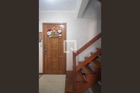 Sala de casa à venda com 4 quartos, 200m² em Espírito Santo, Porto Alegre