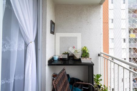 Sacada de apartamento à venda com 2 quartos, 66m² em Jardim Santo Antoninho, São Paulo