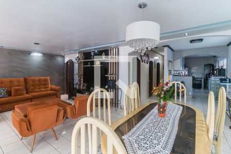 Sala de casa para alugar com 4 quartos, 420m² em Vila Aurea, Poá