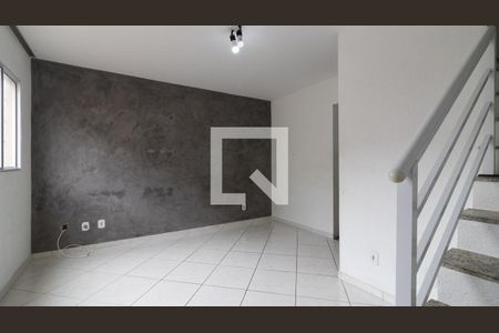 Sala de casa de condomínio à venda com 2 quartos, 56m² em Parque Boturussu, São Paulo