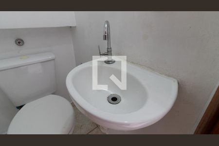 Lavabo de casa de condomínio à venda com 2 quartos, 56m² em Parque Boturussu, São Paulo