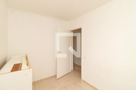 Quarto 2 de apartamento para alugar com 2 quartos, 45m² em Vila Santos, São Paulo