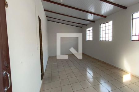 Casa à venda com 3 quartos, 300m² em Palmares, Belo Horizonte