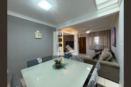 Sala de casa à venda com 3 quartos, 130m² em Vila Linda, Santo André