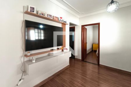 Sala de TV de casa à venda com 3 quartos, 300m² em Jardim Novo Campos Eliseos, Campinas