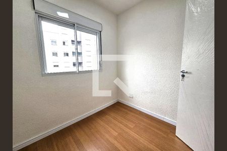 Quarto de apartamento à venda com 2 quartos, 45m² em Jardim São Luís, São Paulo