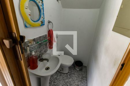 Lavabo de casa para alugar com 2 quartos, 337m² em Campo Limpo, São Paulo