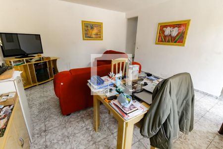 Sala de casa para alugar com 2 quartos, 337m² em Campo Limpo, São Paulo