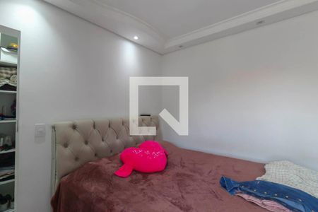 Suite de casa à venda com 4 quartos, 250m² em Jardim Ana Rosa, São Paulo