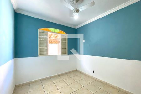 Quarto 1 de casa à venda com 3 quartos, 240m² em Guarani, Belo Horizonte